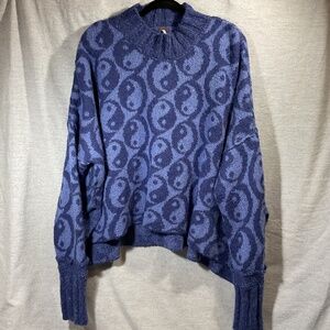 Free People Sweater Beautiful Blue, mock neck slouchy and boxy, hi/low
